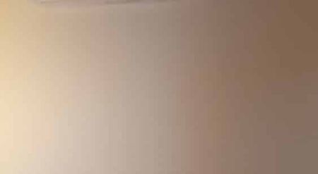 Under renovation- 3 bedroom- Garaging plus!! - Photo 4