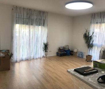 Neuwertige 3 Zimmer Wohnung im Erdgeschoß mit 80 qm Garten - Photo 1