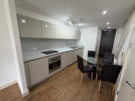 2 bedroom duplex to rent - Photo 4