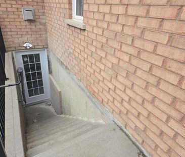 For Lease - 3 Bridgend Crescent Unit# BSMT, Brampton, Ontario - Photo 4