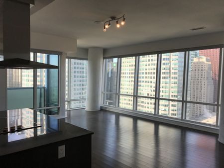 For Lease - 8 The Esplande N/A Unit# # 3705, Toronto, Ontario - Photo 2