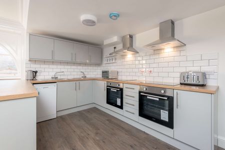 55P Hunter Square, Edinburgh, EH1 1QW - Photo 3