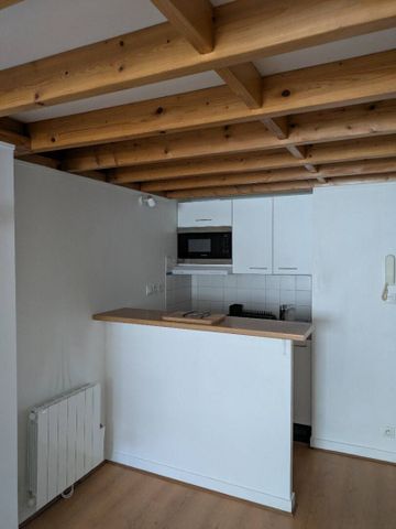 Loue appartement meublé en plein centre ville - Photo 4