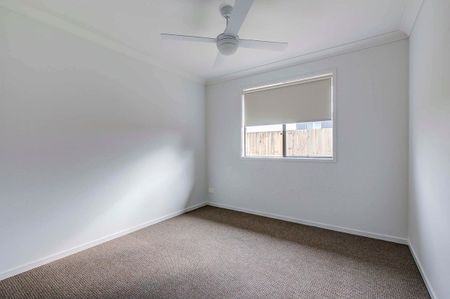Perfect Family Home - Photo 2