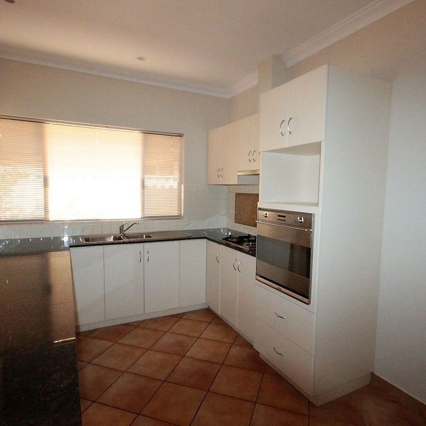 1A Troytown Way, Melville. - Photo 1