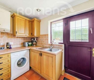 Thirlmere Close, Farnborough, GU14 - Photo 1