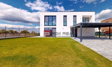 PRENÁJOM 5-izbový úplne nový moderný RD Záhorská Bystrica - Fotografia 5