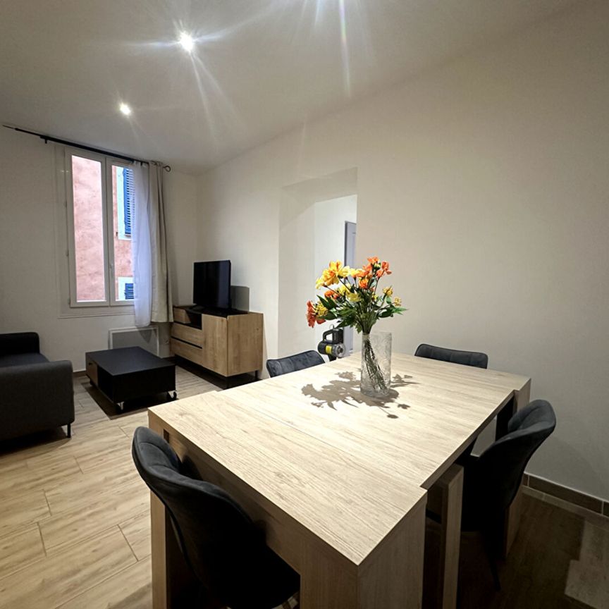 Location Appartement 2 pièces 48m² - Photo 1