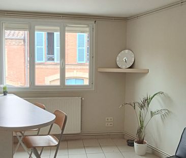 Location Appartement 2 pièces 45m² - Photo 3