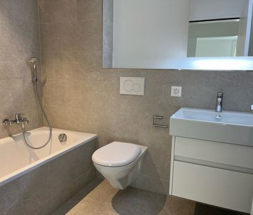 Attraktive, moderne (fast neue) 3½ Zimmerwohnung - Photo 4