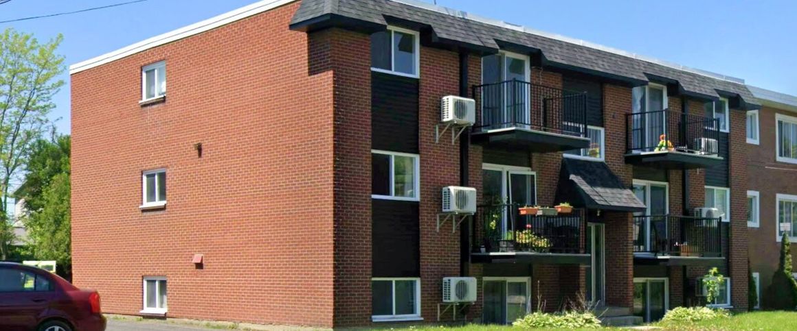 2 CH - 1 SDB - Sainte-Julie - $1,600 /mo - Photo 1