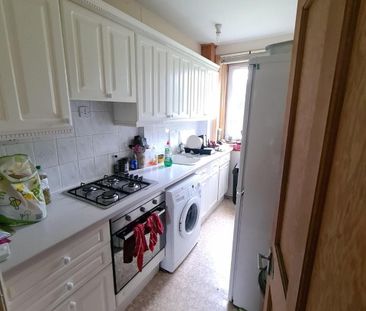 Room in a Shared Flat, Gorgie Road, EH11 - Photo 2