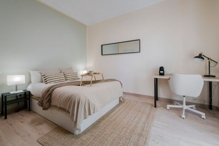 Calle de Ríos Rosas, Madrid, Community of Madrid 28003 - Photo 2