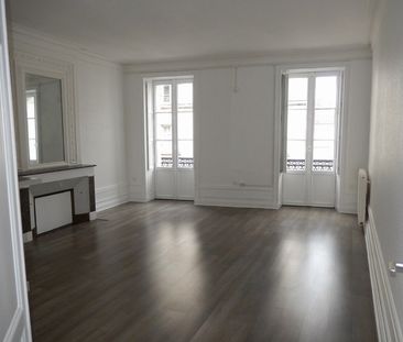 Location Appartement 2 pièces 68m² BORDEAUX 33000 - Photo 5