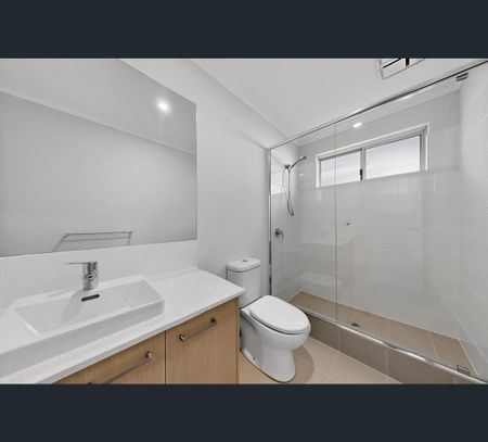 46 Warlander View, Forrestdale, WA 6112 - Photo 5