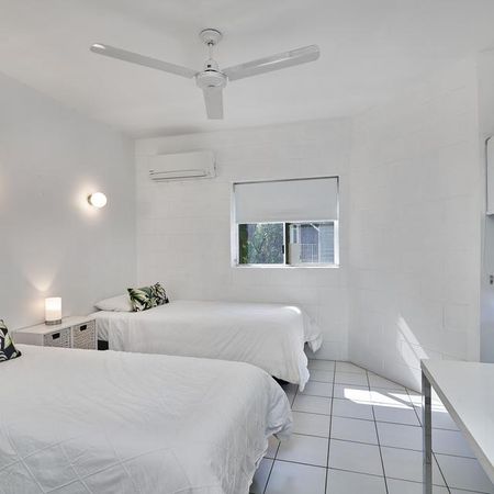 FURNISHED BEACHFRONT UNIT - CLIFTON BEACH - Photo 3