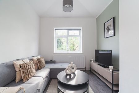 2 bedroom flat to rent - Photo 4