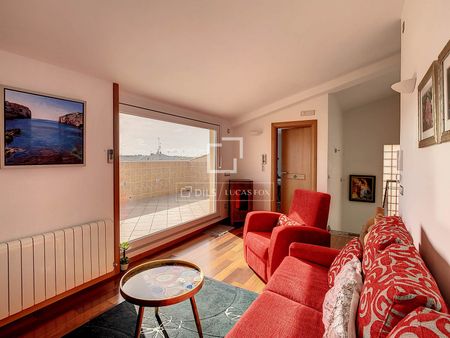 Excellent 4 Bedroom penthouse with 48m² terrace for rent in Ciutadella - Foto 2