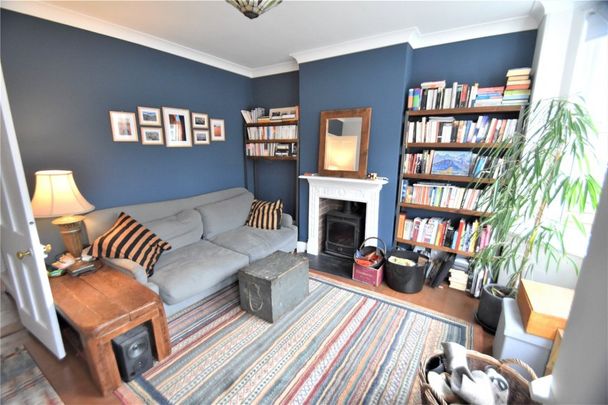 Bellingdon Road, Chesham, Buckinghamshire,HP5 - Photo 1