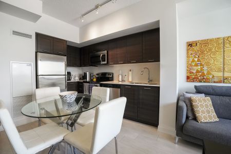 For Lease - 2220 Lakeshore Boulevard Unit# 3106, Toronto, Ontario - Photo 4