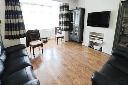 4 bedroom terraced house to rent - Photo 2