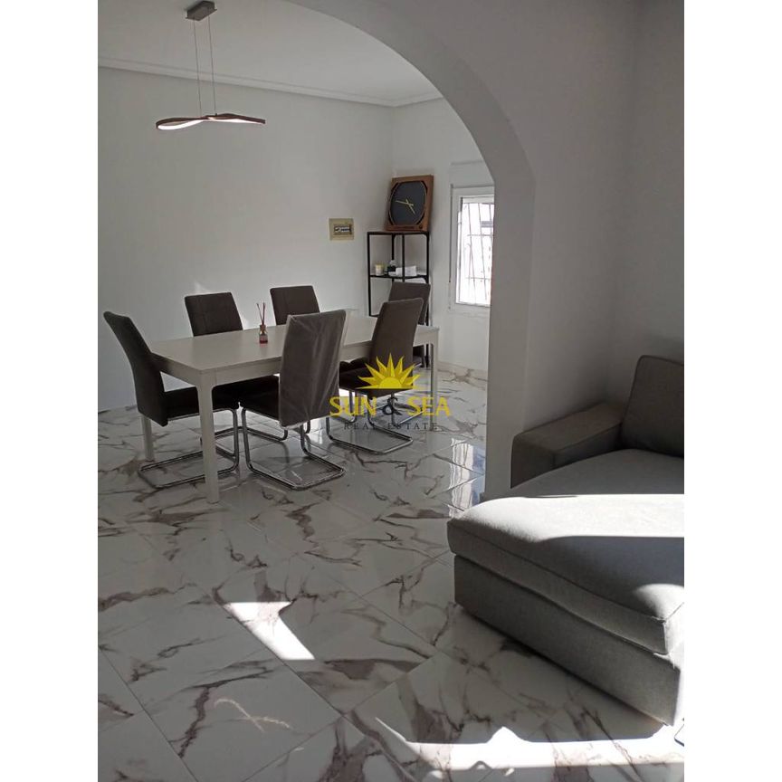 TOWNHOUSE FOR RENT, 5 BEDROOMS AND 2 BATHROOMS IN EL CHAPARRAL - ALICANTE - Photo 1