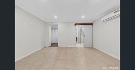 PRIME LOCATION - Photo 2