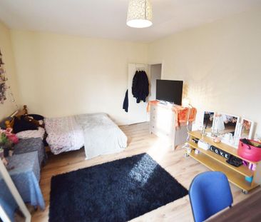 4 bedroom house share to rent - Photo 4