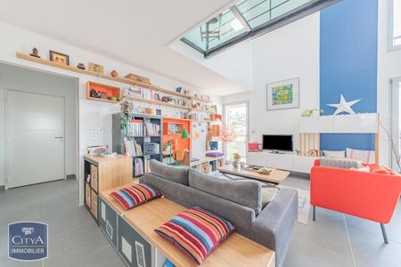 Location Appartement 5 pièces 119m² LYON 2ème - Photo 3