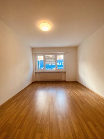 Zweitbezug 1 OG links W-2001, 3.5-Zimmer mit Balkon - Photo 4