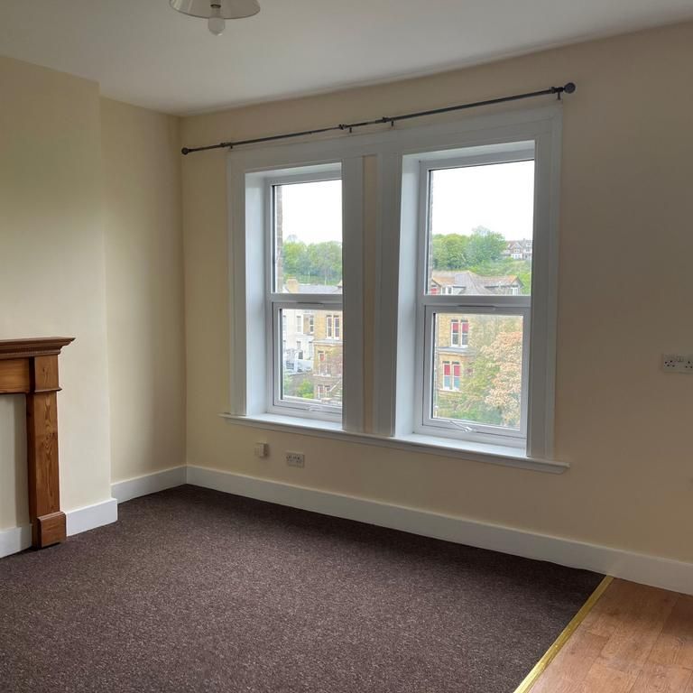 2 bedroom maisonette to rent - Photo 1