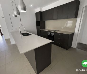 8 Rockley Parade, Googong - Photo 3