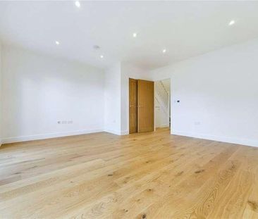 Horseshoe Road, Pangbourne, Reading, Berkshire, RG8 - Photo 1