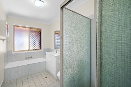 Stylish And Contemporary 2-Bedroom Unit - Photo 5