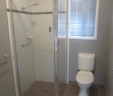 8 Lockyer Pl, Mount Louisa QLD 4814 - House For Rent | Domain - Photo 6