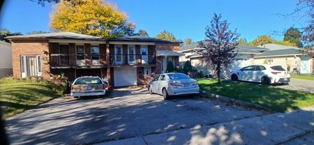 For Lease - 112 Petworth Crescent, Toronto, Ontario - Photo 5