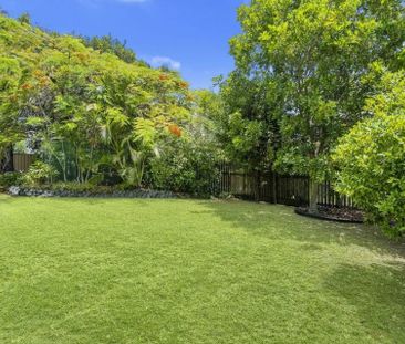 Central Located Family Home in Redcliffe - Photo 2