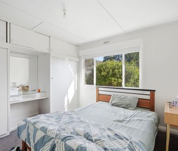 Charming Home in Montagu Bay - Photo 4