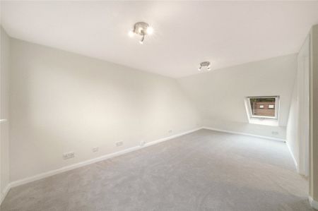 Crewys Road - Photo 2