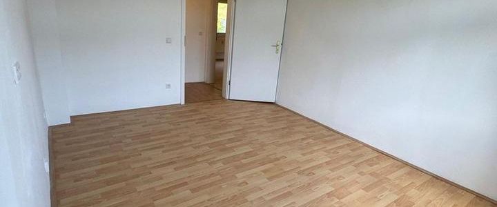 Frisch sanierte 3-Zimmer-Wohnung in ruhiger Lage von Remscheid - Foto 1
