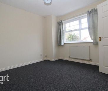 4 bedroom detached house to rent - Photo 5