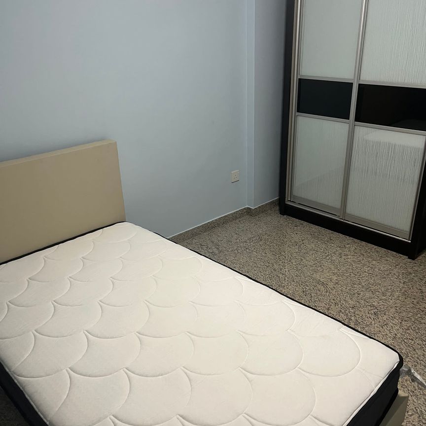 3 Bedroom HDB_FOUR_ROOM at Sembawang - Photo 2