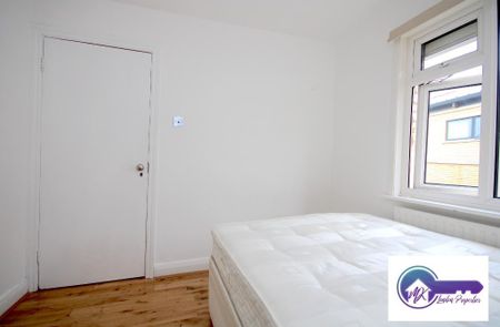 1 Bedroom Room in Flat Share To Rent - Photo 5