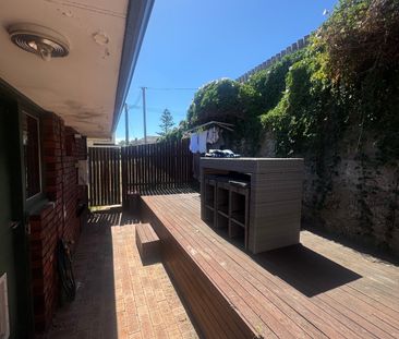 Scarborough - Photo 4