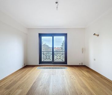 Appartement te huur in Ixelles - Photo 3