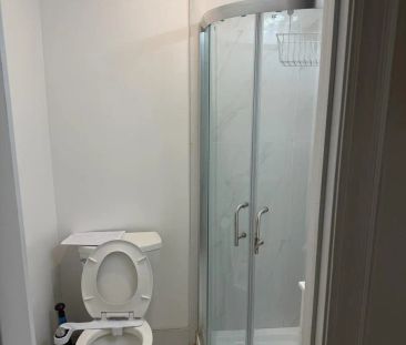 13 BROMLEY CRESCENT - Photo 5