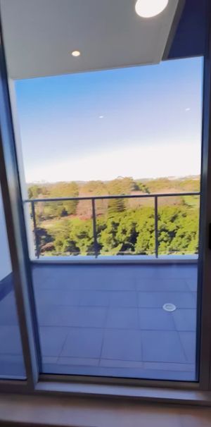 811 S Dowling St, Sydney - Photo 2