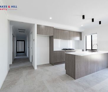 MODERN FAMILY LIVING IN A QUIET MORAYFIELD - Photo 5