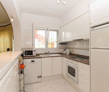 Casa o chalet de alquiler en Carrer Góndola, 9, Les Bassetes - El M... - Photo 2