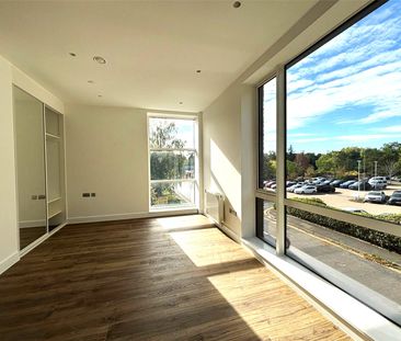 Sheila House, Fleet, Hampshire, GU51 - Photo 5